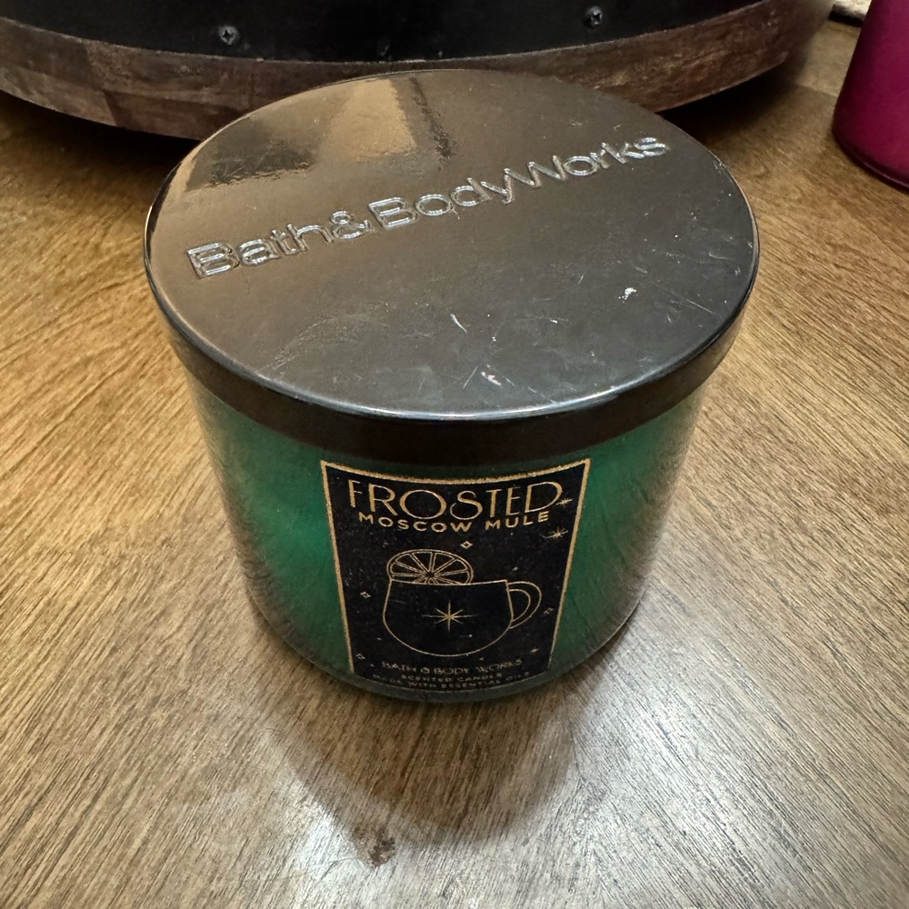 Bath & Body Works Frosted Moscow Mule Candle with Green Jar